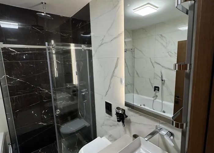 First Class 2 * 즐라티보