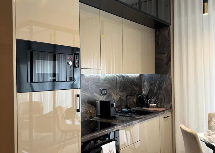 First Class 2 아파트 *