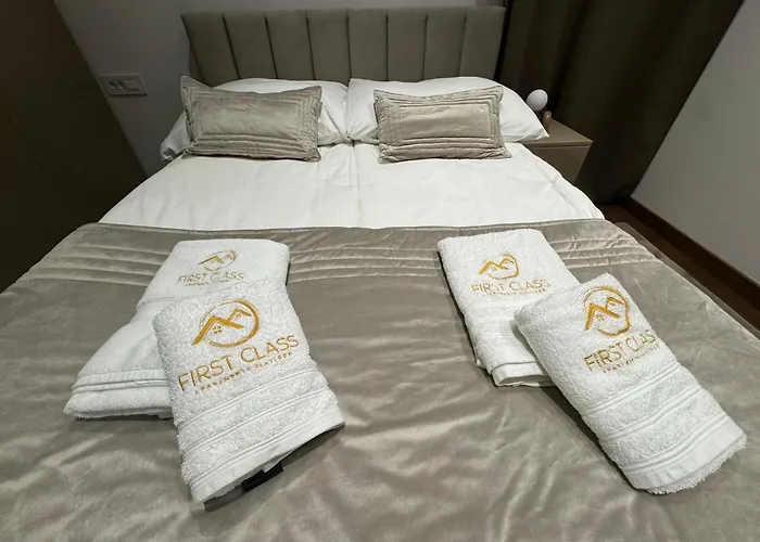 First Class 2 아파트